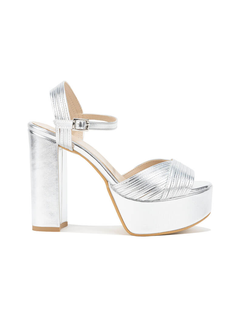 Sandales à talons hauts